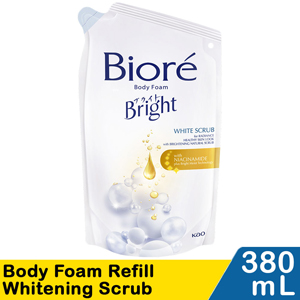 Promo Harga Biore Body Foam Bright White Scrub 450 ml - Indomaret