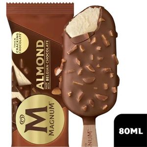 Promo Harga Walls Magnum Almond 90 ml - Indomaret